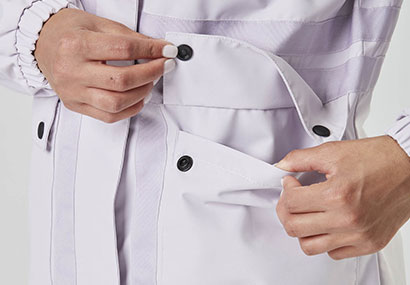 Patched-pockets-with-snap-flap
