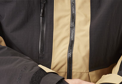 MVT460-Invisible-chest-pocket